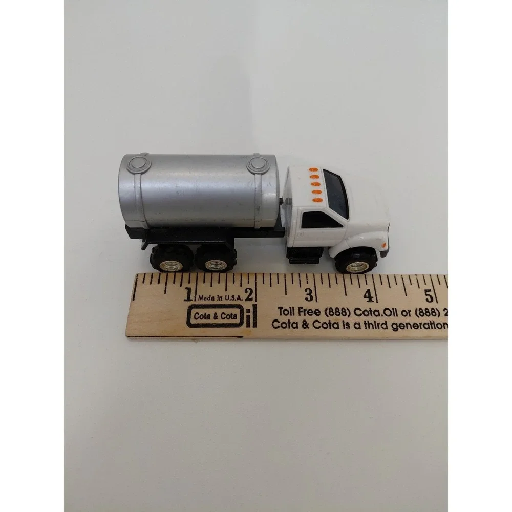 ERTL truck usps 64